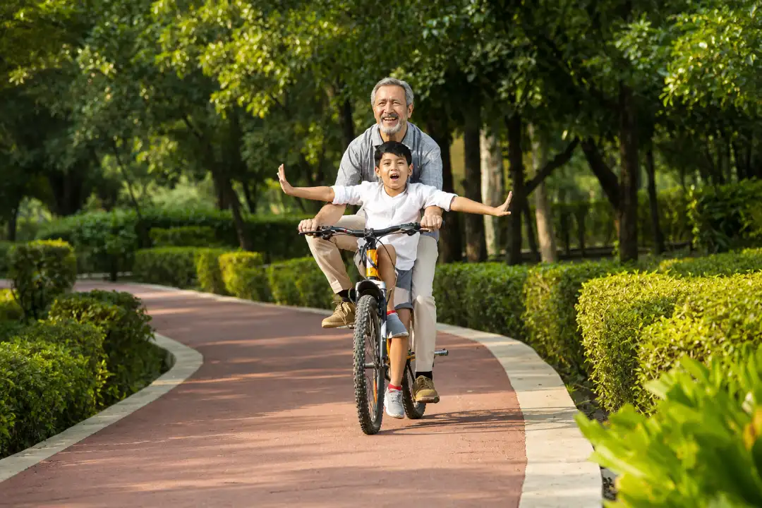 Jogging loop through landscaped greens